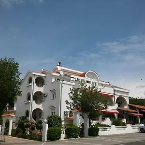 Gasthuis Garfild 2, Novi Vinodolski